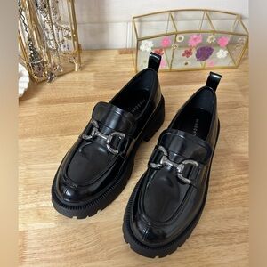 Madden Girl Ashlee Chunky Lug Sole
Platform Loafers Size 10 New With Box Classic